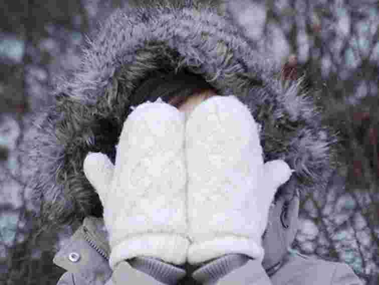 Школи і виші Києва завтра закриють на вимушені канікули