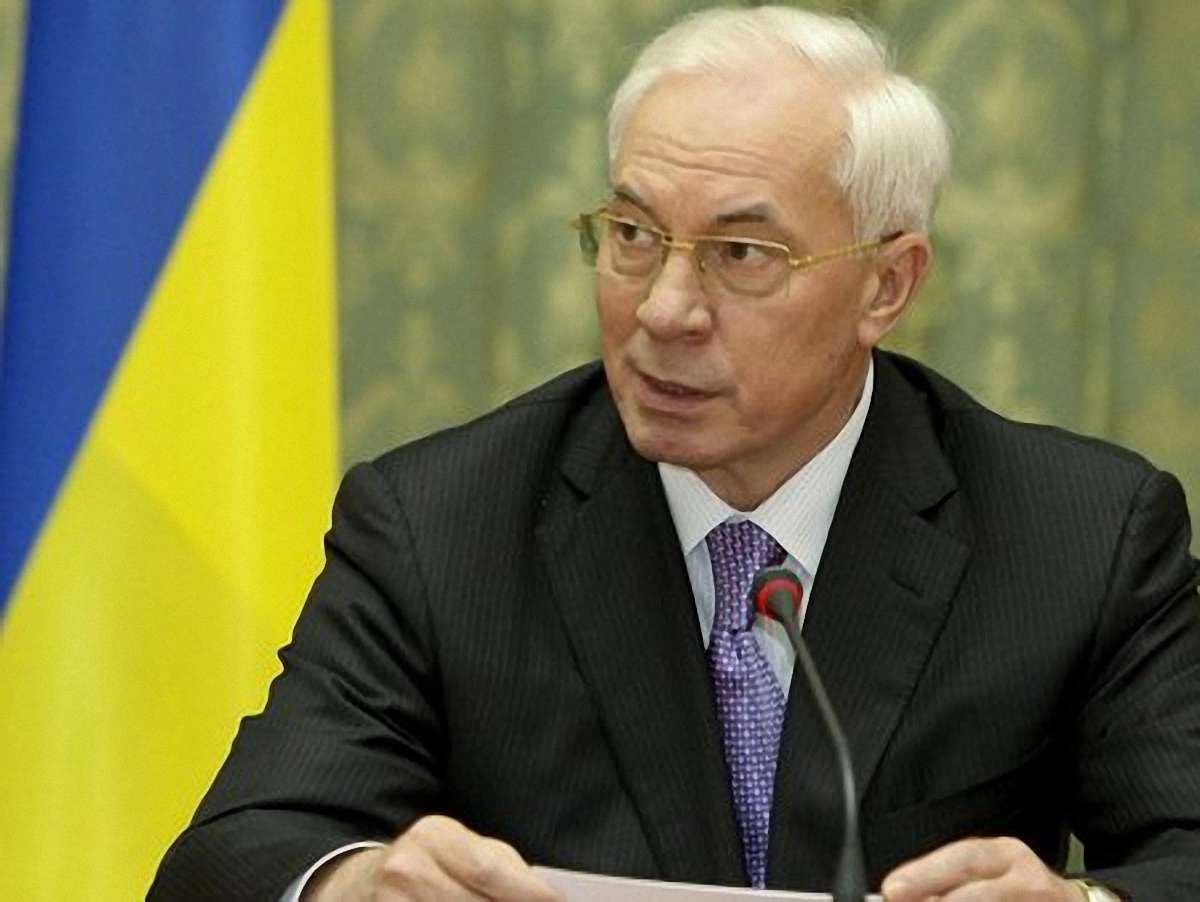 Азаров нагадав Лагард, що Україна такий самий член МВФ, як Греція