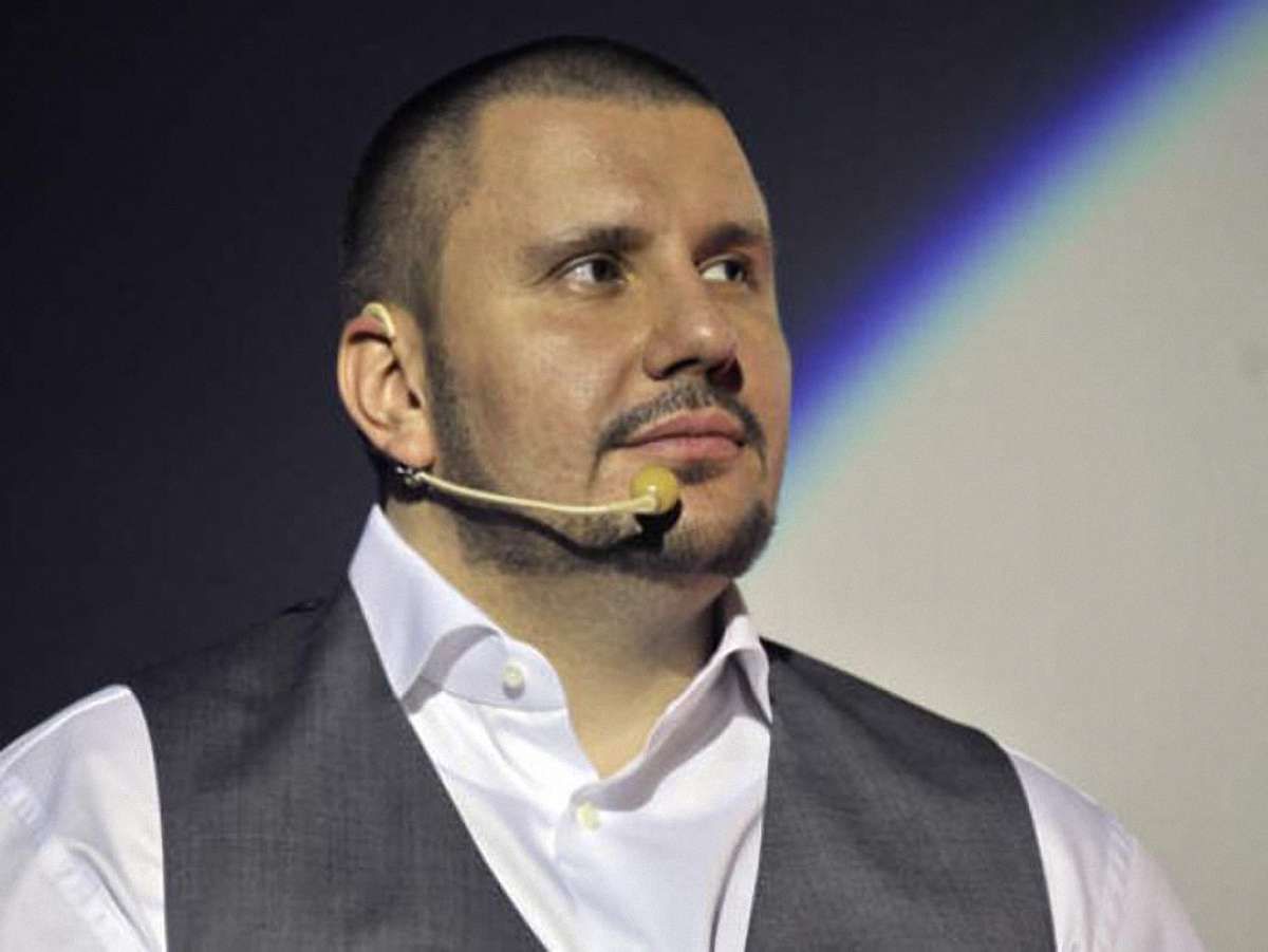 Податкова іде на різке зменшення перевірок у 2012 році, - голова ДПС