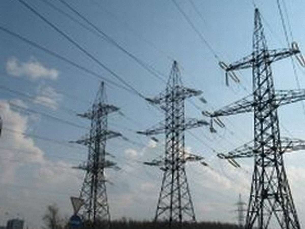 Через мороз Україна почала імпортувати з Росії ще й електрику