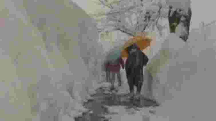 У Японії півсотні людей стали жертвами тривалого снігопаду