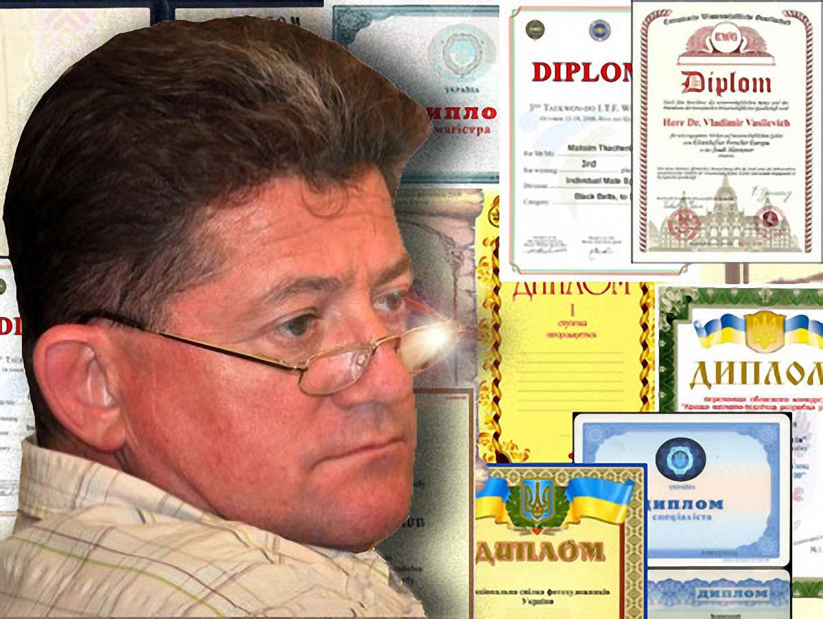 Освітні пригоди заступника Тягнибока. Сім запитань до Василя Павлюка  