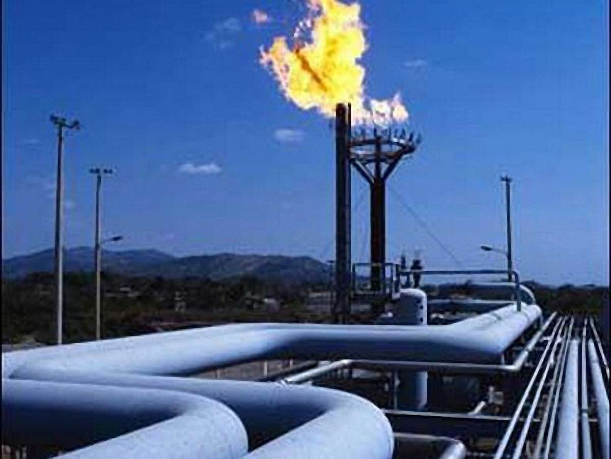 «Газпром» без попередження скоротив поставки газу до Польщі