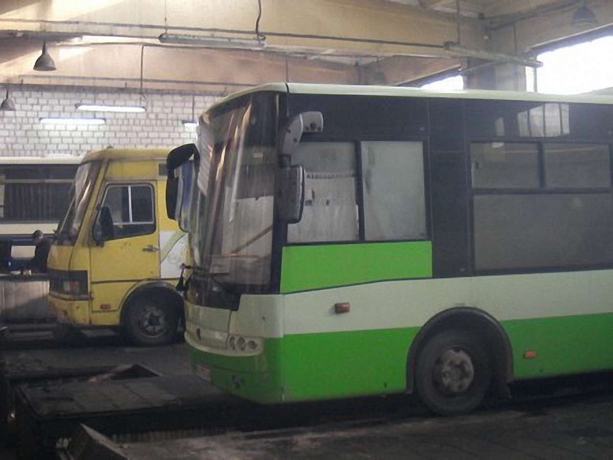 У Львові автобуси сходять з маршрутів через мороз