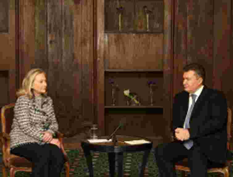 Янукович: Україна будуватиме паритетні відносини з Росією