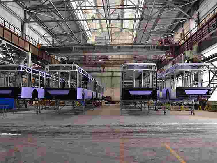 ЛАЗ відремонтував два автобуси. На черзі ще 7, – мер