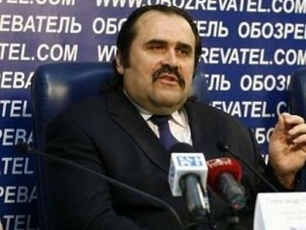 Економіст: Валюту краще заощаджувати 50/50