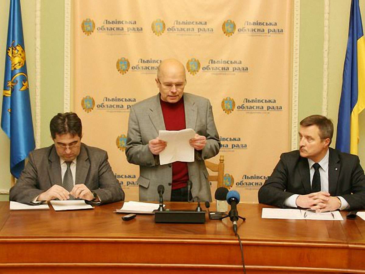 У Львові депутати виступили проти передачі святинь УПЦ МП