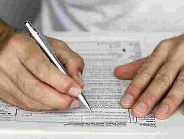 Завтра – останній день подання декларацій про доходи