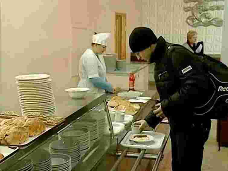 У Львові в студентських їдальнях подорожчають обіди