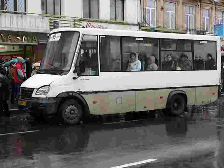 1 млрд пасажирів перевезли торік нелегальні перевізники 