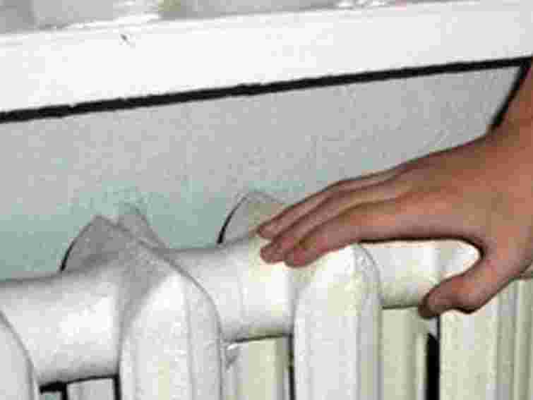 У Львові через аварію без тепла оранжерея, садочок та 19 будинків