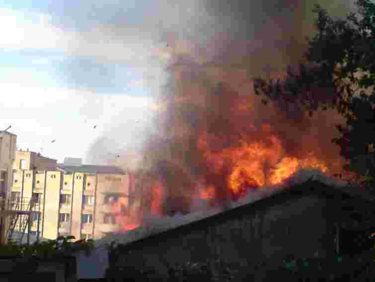 У Криму горів гуртожиток: врятовано 5 осіб