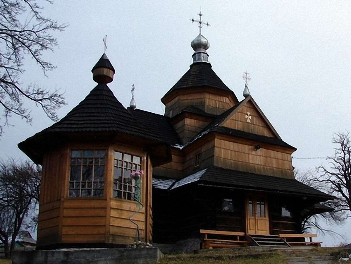 Карпачова: 30% релігійних організацій не забезпечені спорудами