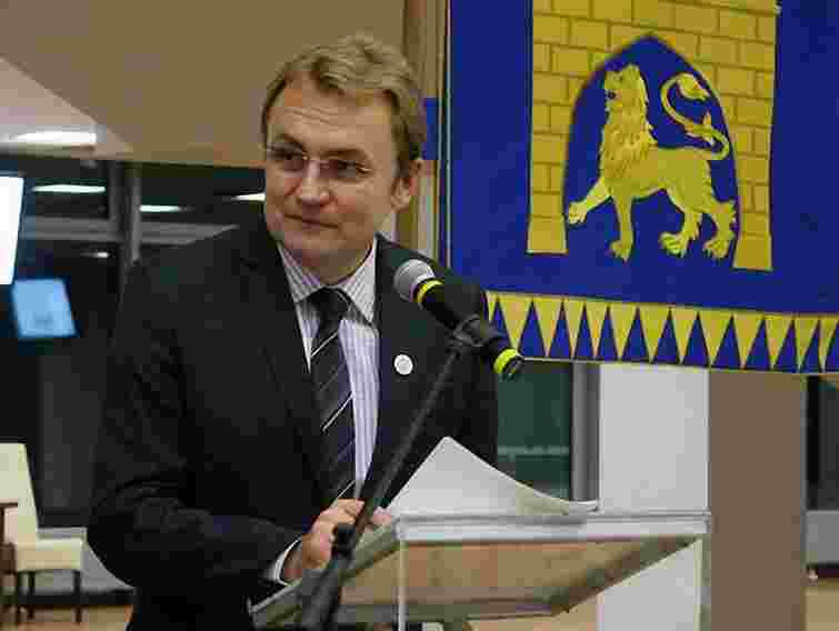 Знання мови є важливим у міжнародній співпраці, – мер Львова