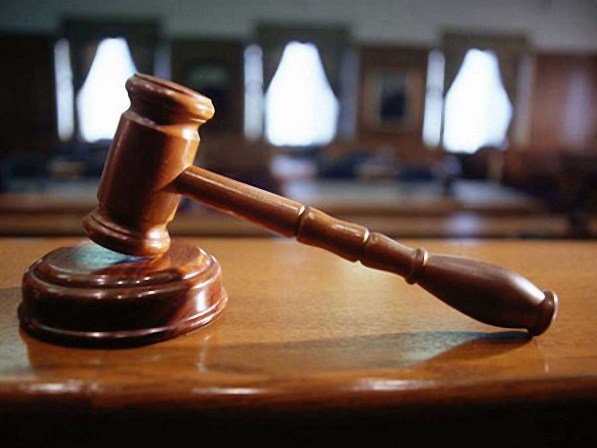 Завтра Вищий адмінсуд розгляне позов до Януковича