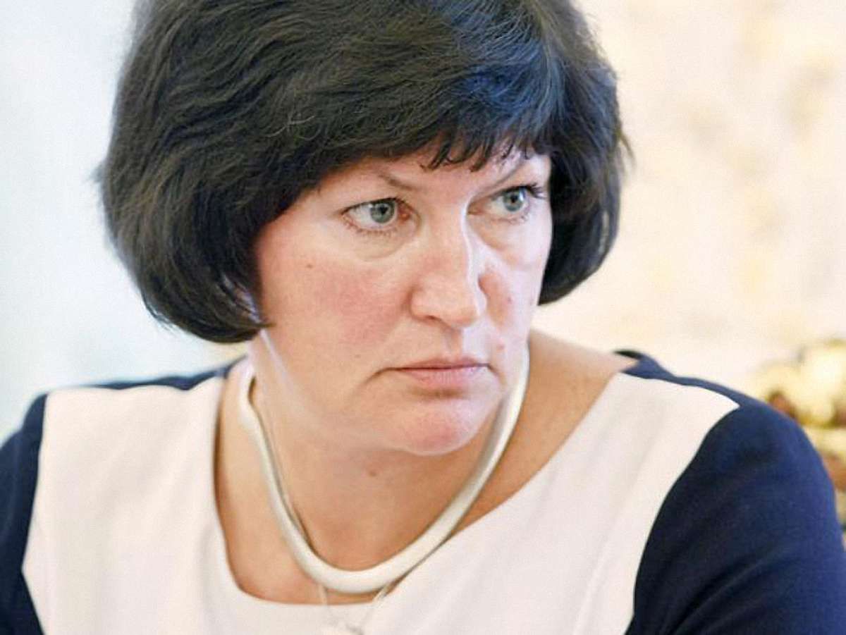 Акімова: Без кредиту МВФ негайного дефолту в Україні не буде