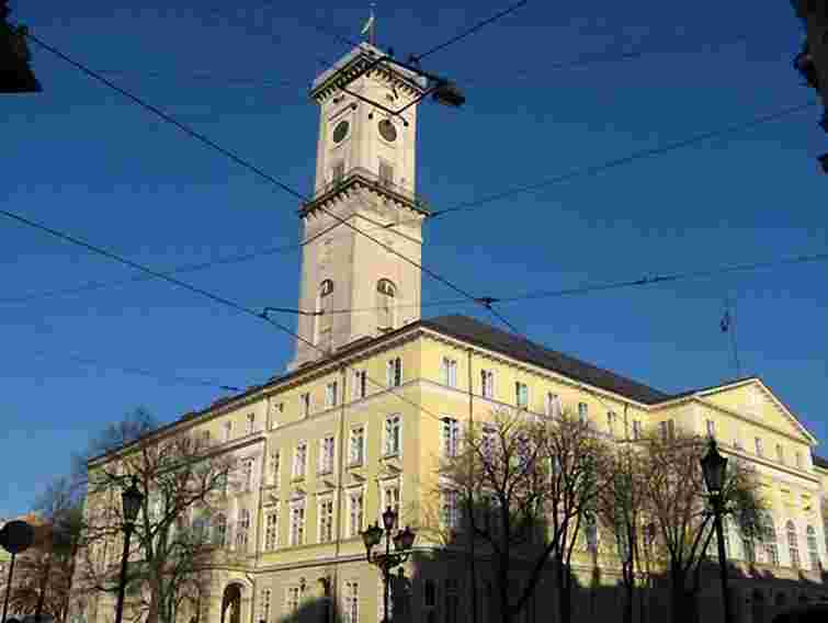 Львів’яни найбільше вірять у становлення демократії в Україні