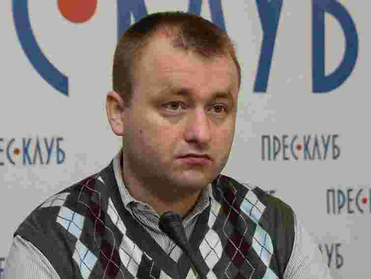 На маршруті 1001 у Львові курсує 5 автобусів