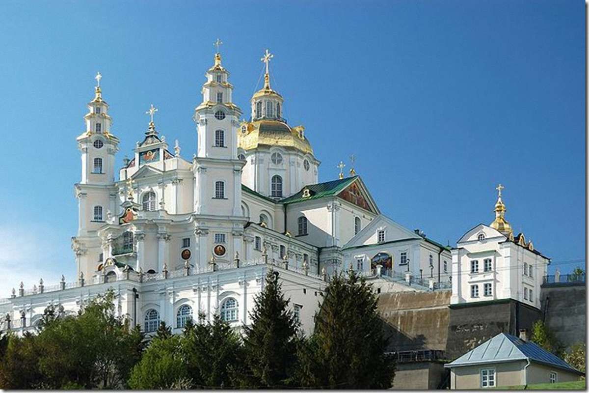 Депутат: В УПЦ МП обманом збирають підписи за приватизацію Лаври