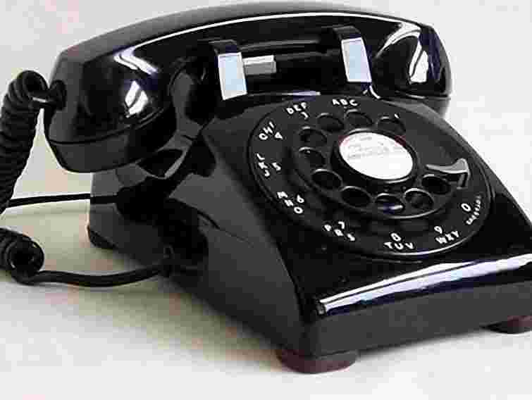 Оператори просять підвищити тарифи на телефонний зв'язок