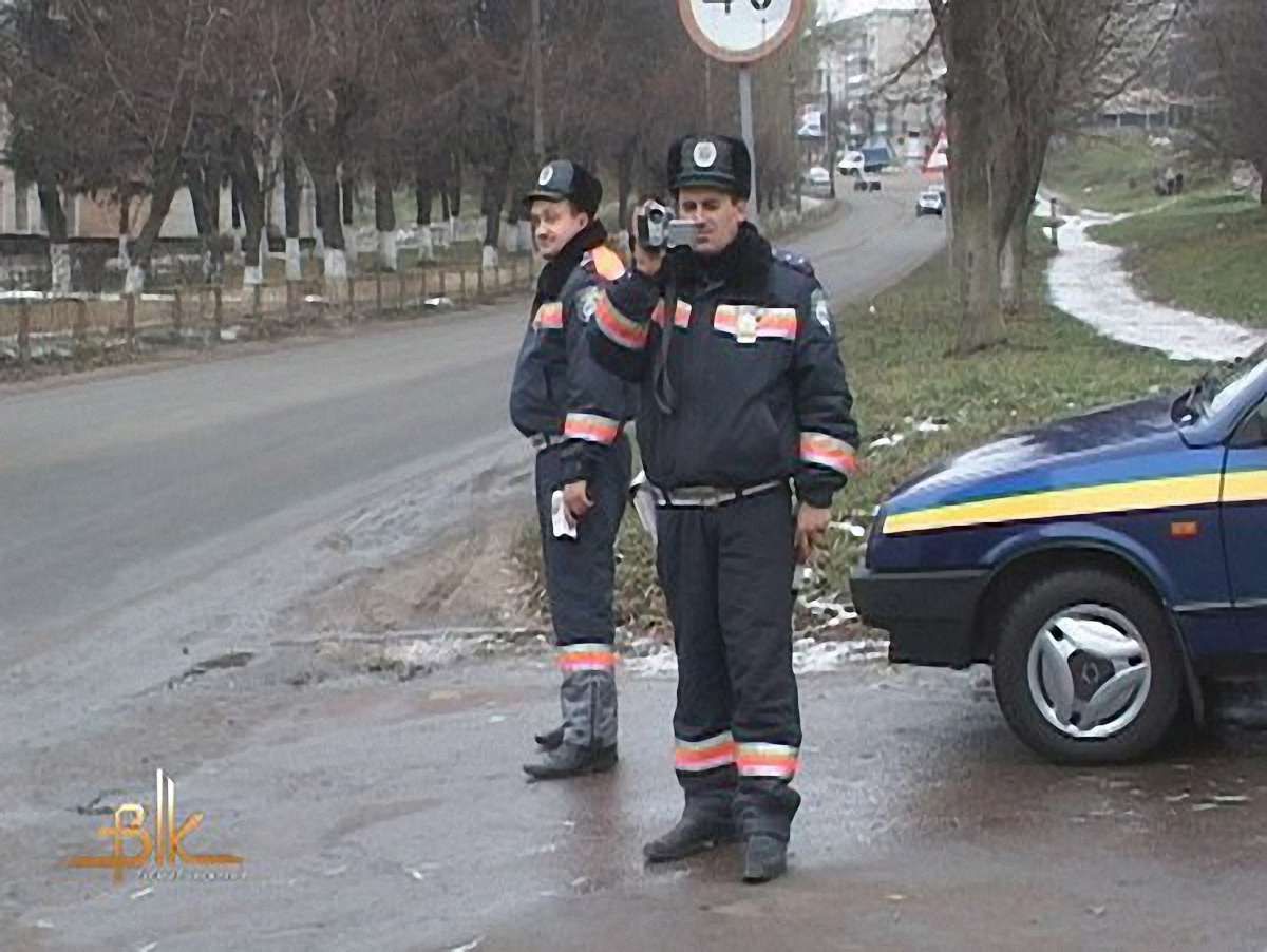 На Львівщині п’яний таксист вчинив опір інспекторам ДАІ