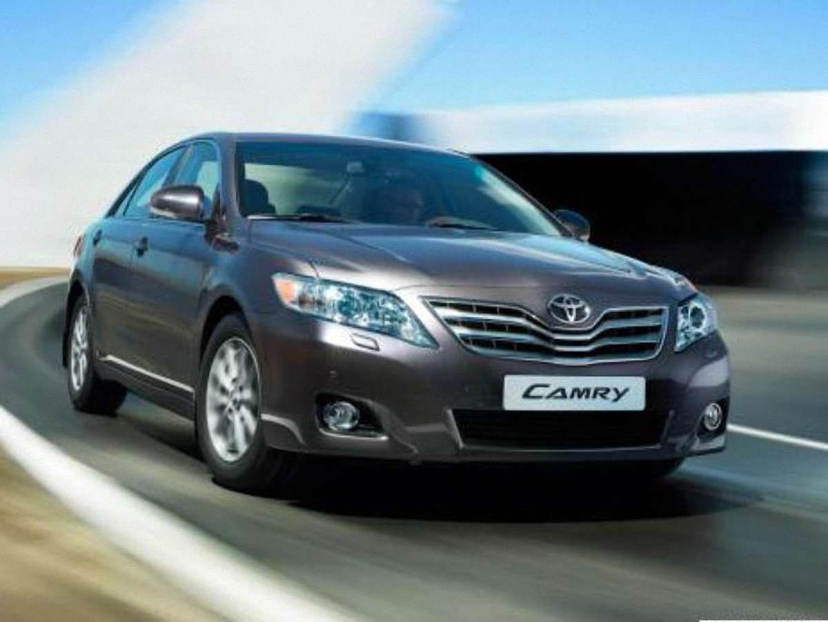 На Рівненщині лісники купили Тойоту Camry «для вивозу сміття»
