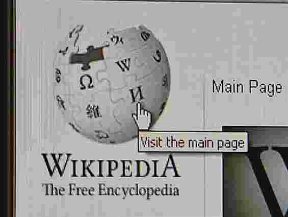 Українська Вікіпедія – 13-та за кількістю статей у світі