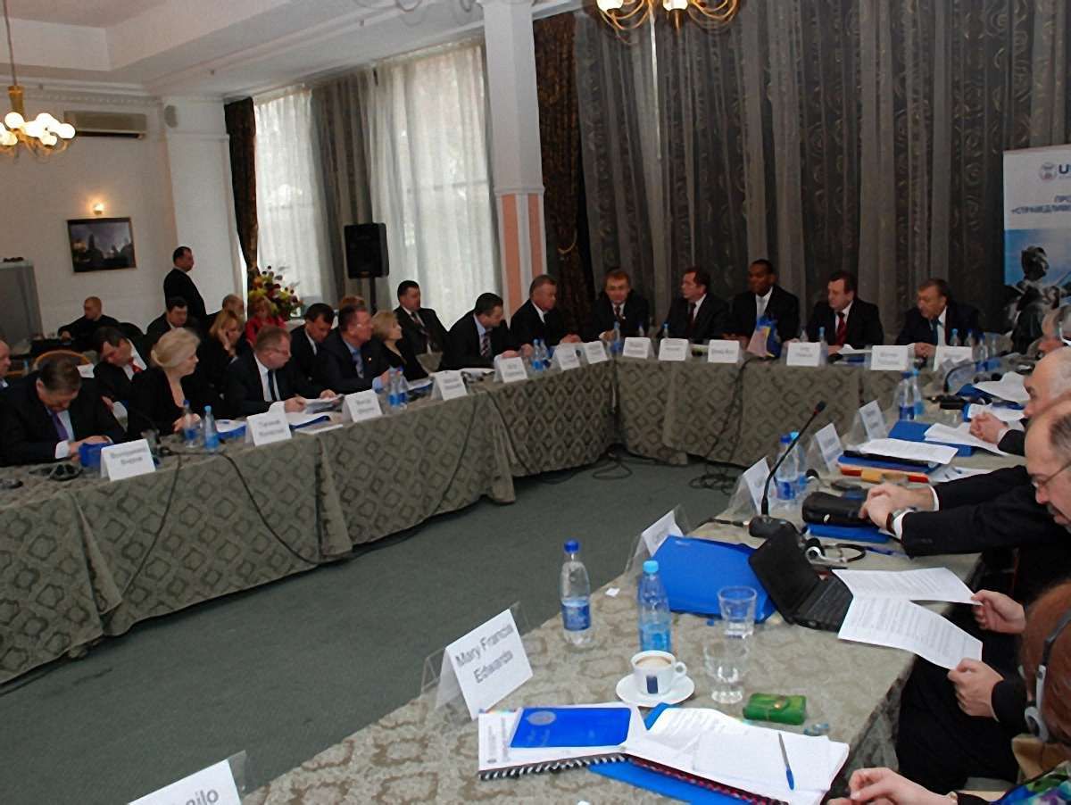 У Львові навчають обирати кандидатів на посаду судді