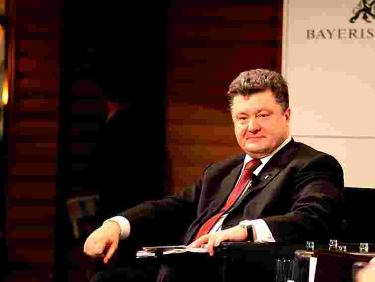 Янукович працевлаштував Порошенка