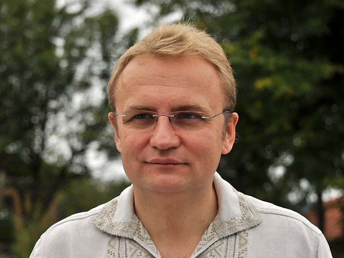 Мер: Знижка в 70% на землю забирає 15 млн грн зарплати освітян