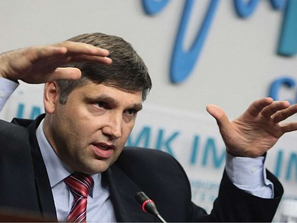 Мірошниченко: Янукович – перший президент, який здійснює реформи