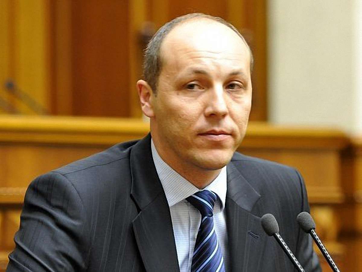 Восени українці згадають «транзитний сервер», «пєчєнька», «каруселі», - нардеп