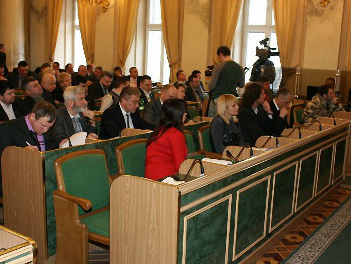 Депутати Львівщини хочуть фінансувати дитбудинки змішаного типу