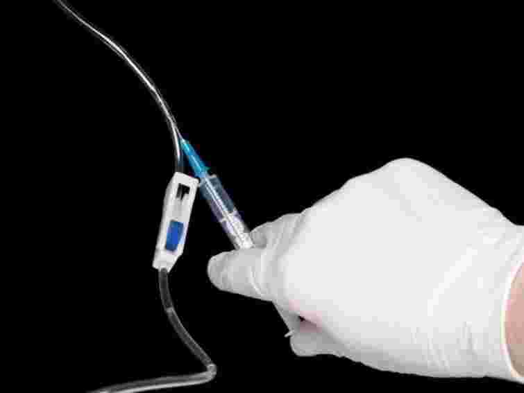 11 пацієнтам лікарні Львівської залізниці стало зле від фізрозчину