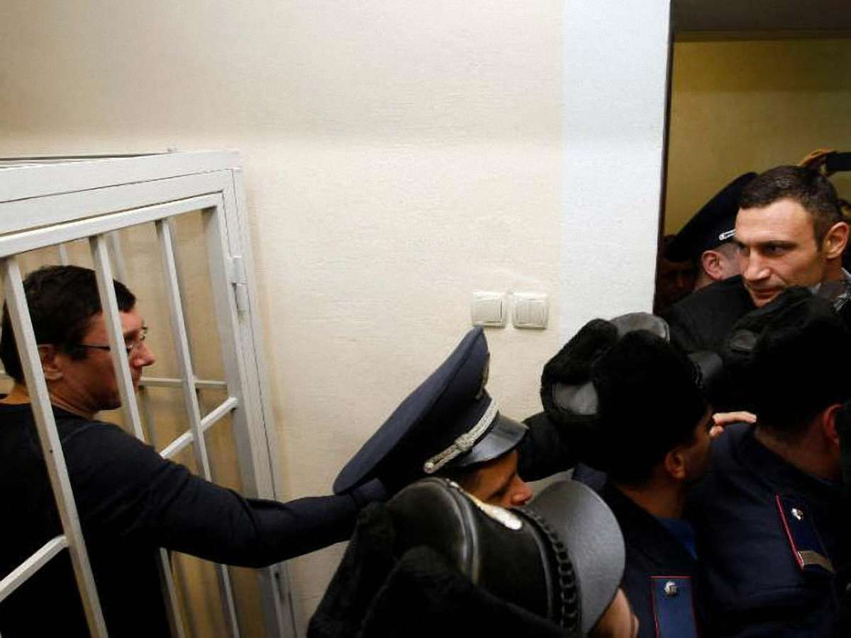 Світ визнав, що судові процеси в Україні нагадують репресії в СРСР, - заява