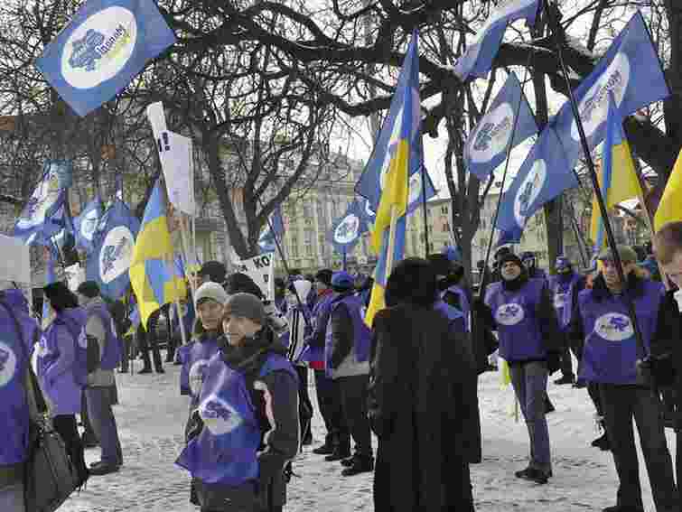 У Львові від опозиції вимагають припинити критикувати владу