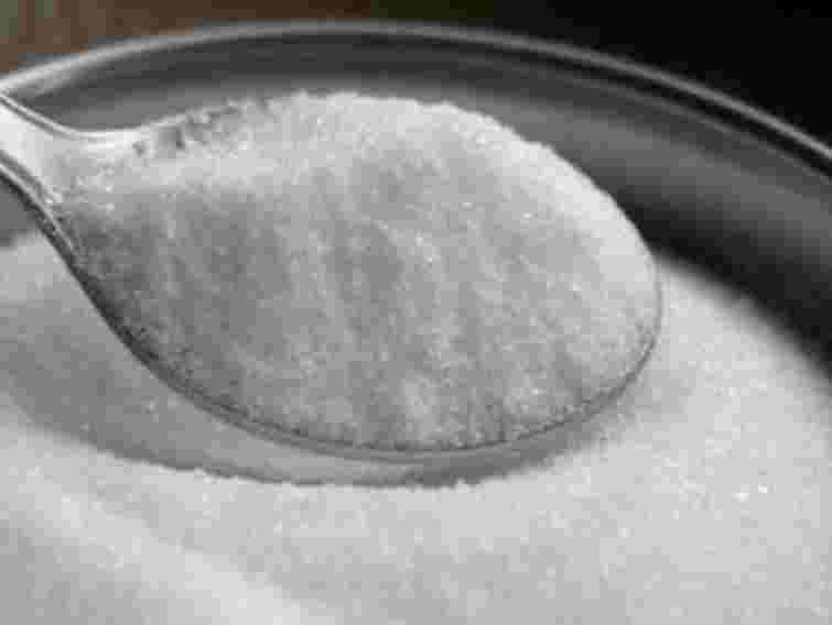 На Львівщині освітяни купили цукор значно дорожче, ніж у роздріб