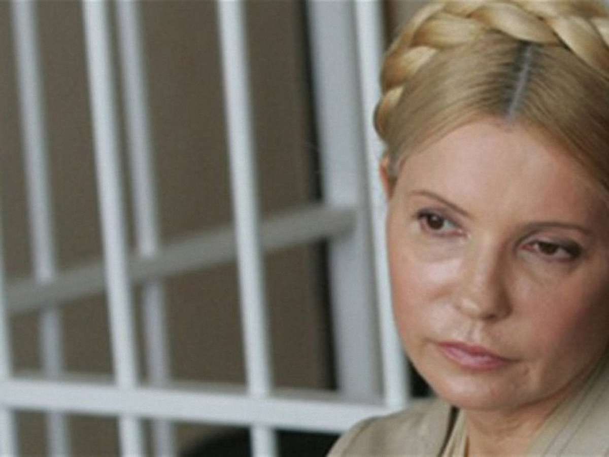 Тимошенко просить Брюссель зберегти європейський шлях України