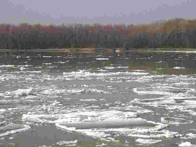 Азаров наказав Костюку готуватися до повені