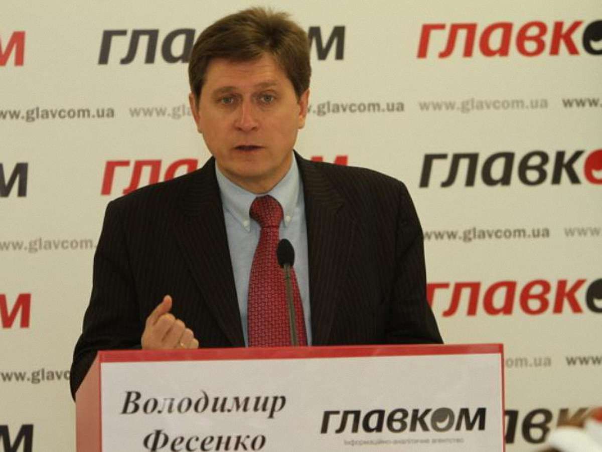 Звільнення Табачника було б подарунком для опозиції, – експерт