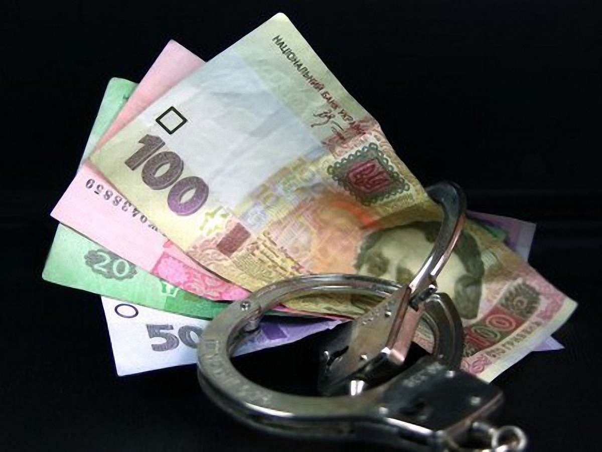 У Львові на хабарі затримали чиновника міського управління юстиції