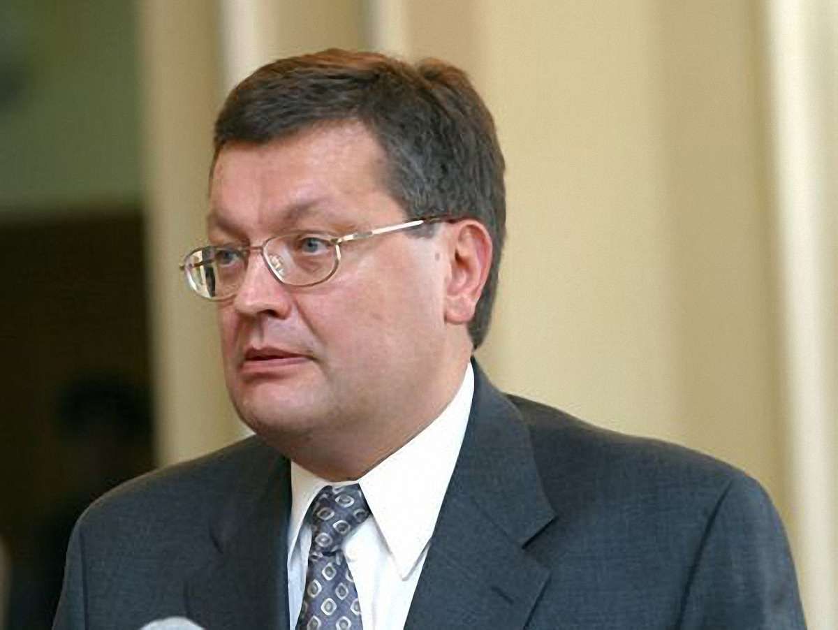Польща скасує плату за національні візи, - міністр МЗС