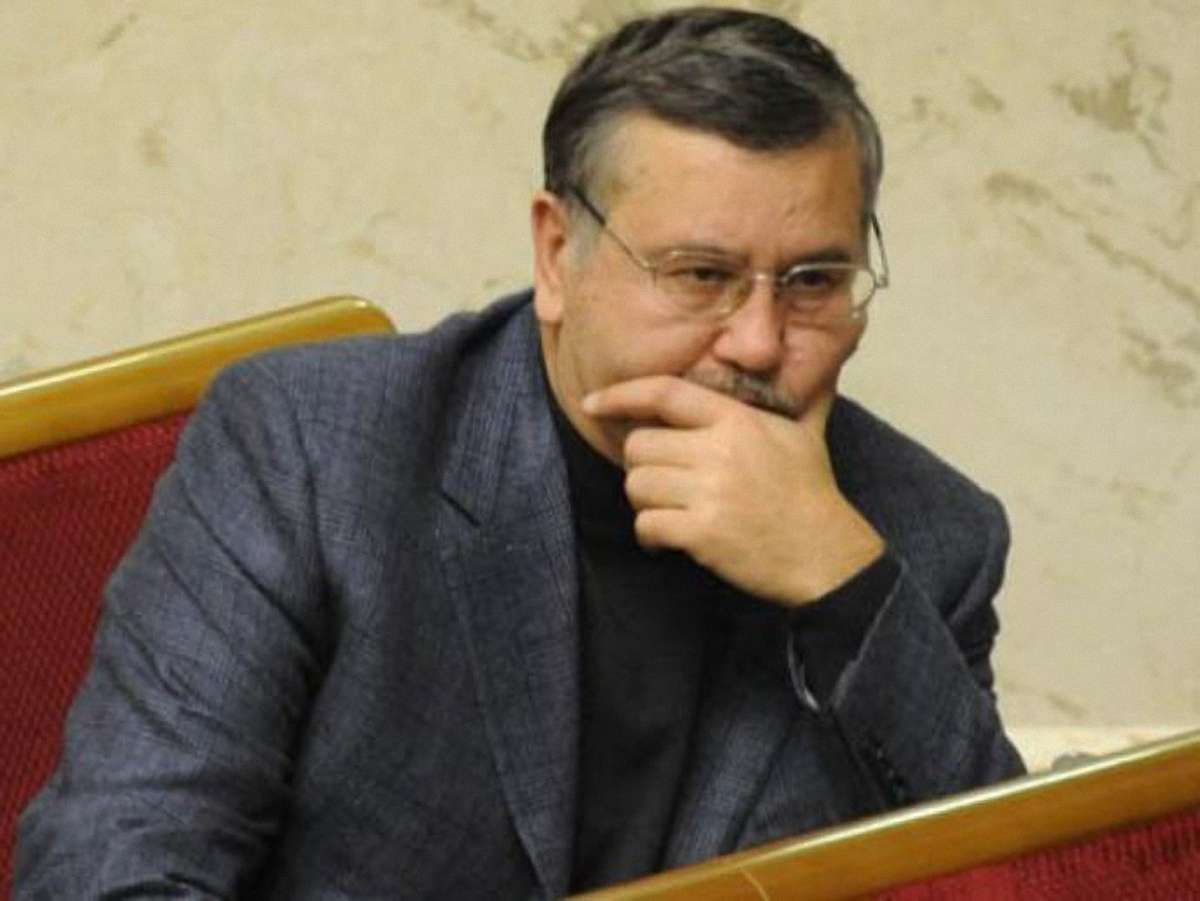 Гриценко радить Ющенку не йти в політику, бо він уже "вляпався"