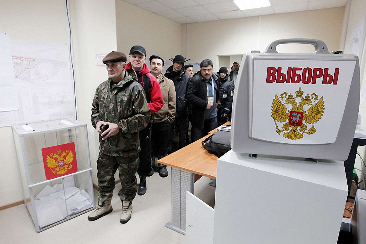 Вибори в Росії рясніють порушеннями