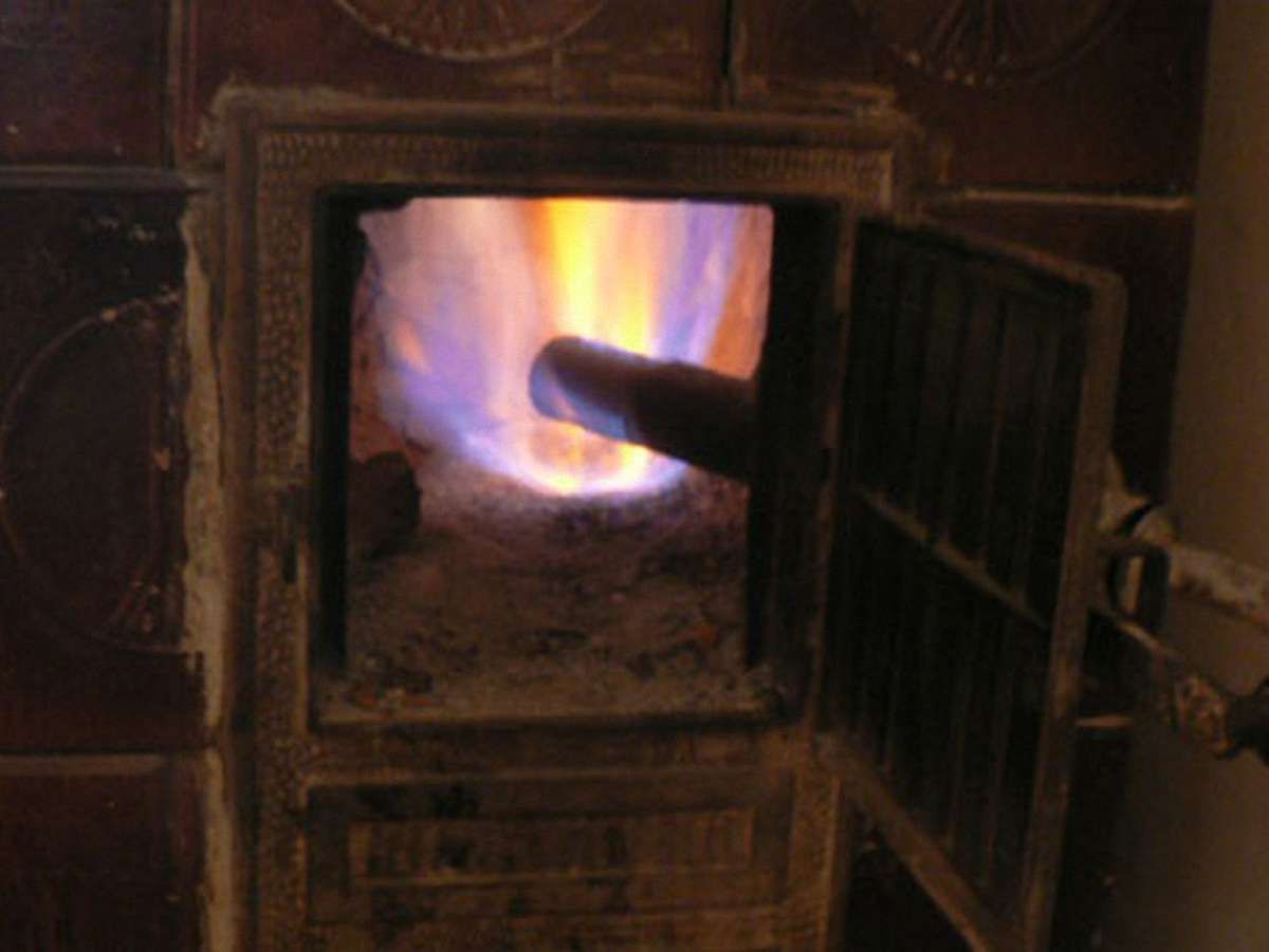 За вихідні п’ятеро осіб у Львові отруїлись чадним газом