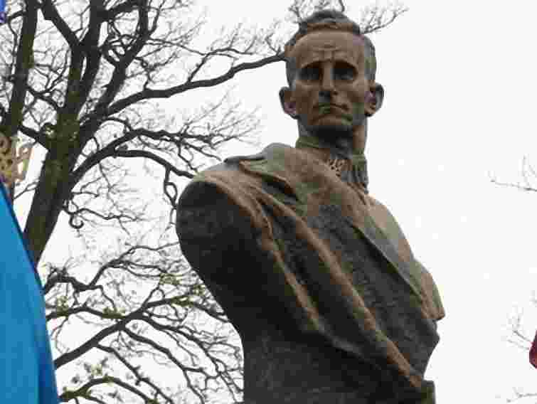 Спортивну стипендію на Львівщині назвали іменем Шухевича