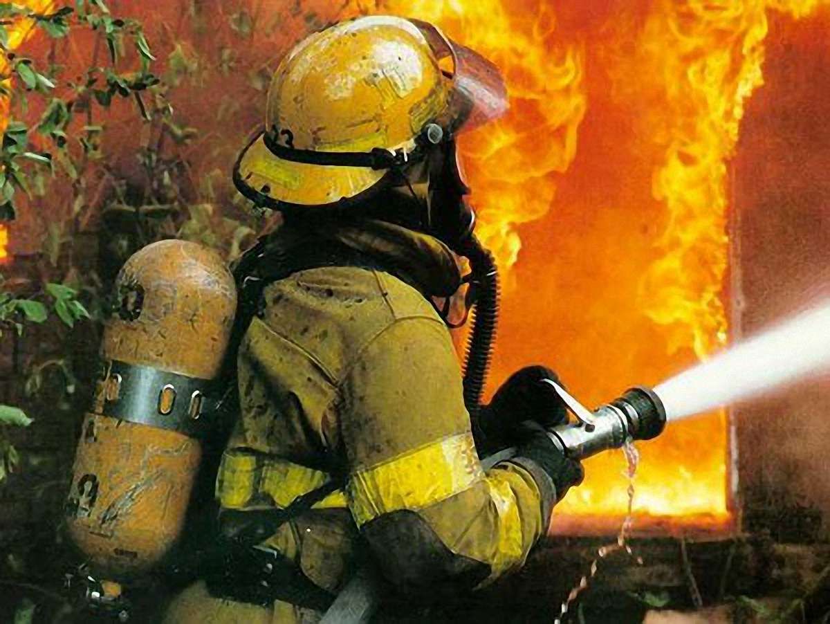 Минулої доби в Україні сталася 81 пожежа, 5 осіб загинуло