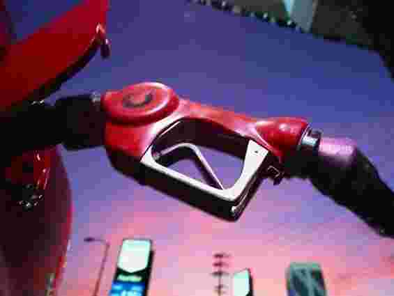 До кінця березня вартість бензину А-95 сягне 11 грн, - експерт