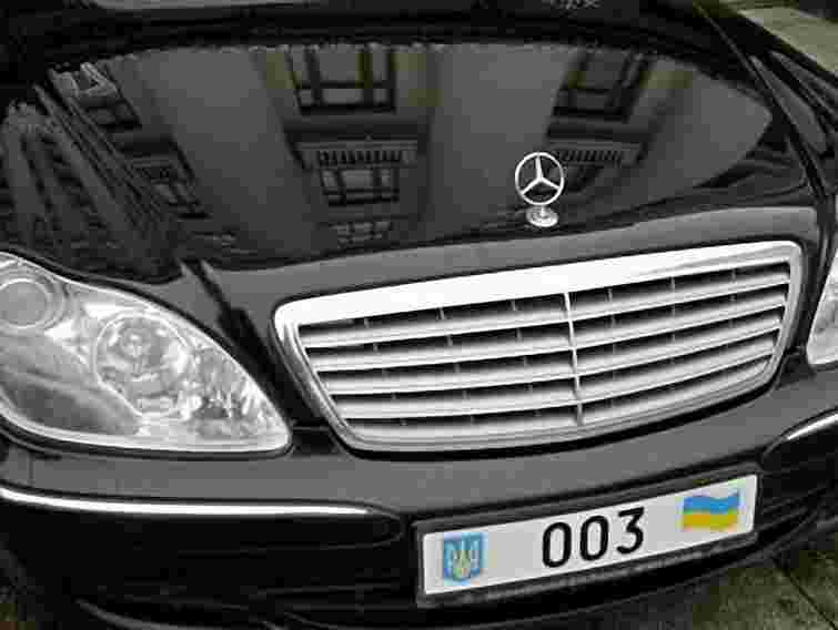 За обслуговування «Мерседесів» Ради Литвин заплатить 2,64 млн грн